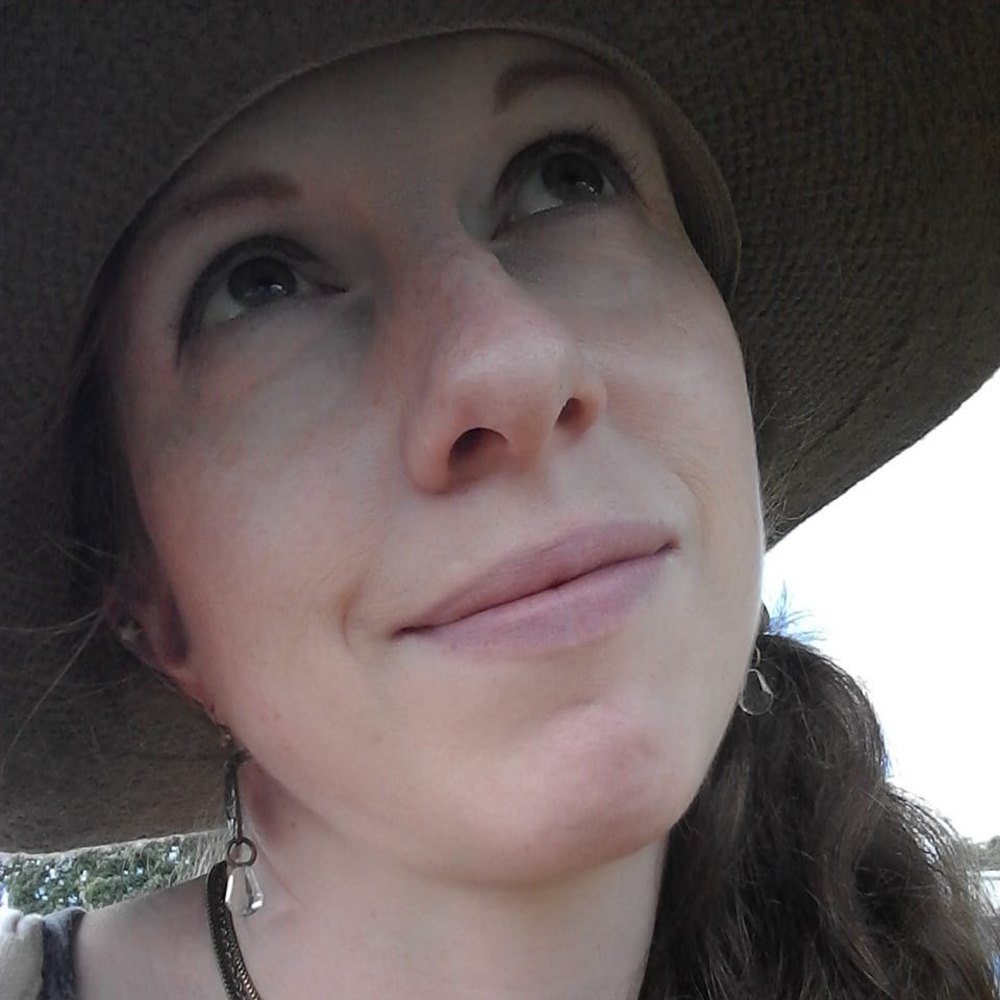 Meet your Posher, Christina